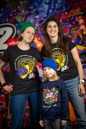 Bluzka dziecięca z długim rękawem 32. Finał - granatowa